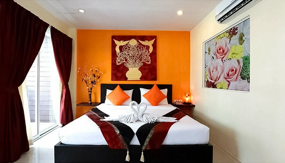 هتل ات هوم بوتیک پوکت